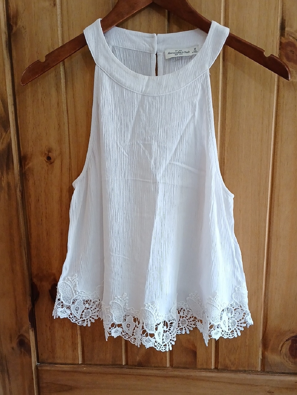 Abercrombie & Fitch White Sleeveless Crochet-Hem Tank
